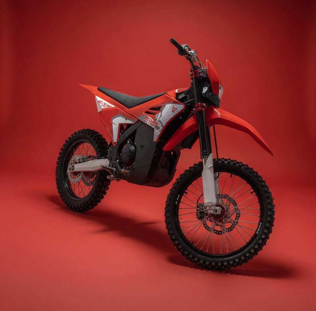 Arctic Leopard Cheetah EXE 880 
Electric Dirt Bike | Powerful Off-Road E-
Moto